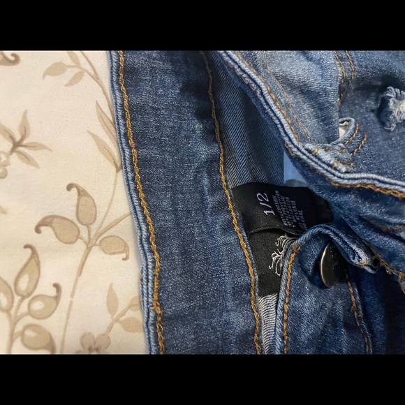 Fashion nova jeans - Picture 2 of 2